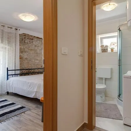 Zoro Comfortable Casa de Férias Skropeti