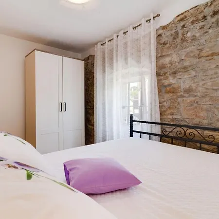 Zoro Comfortable Skropeti